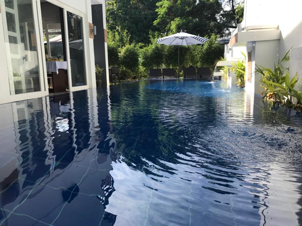 The Orient Boracay Hotel Yapak